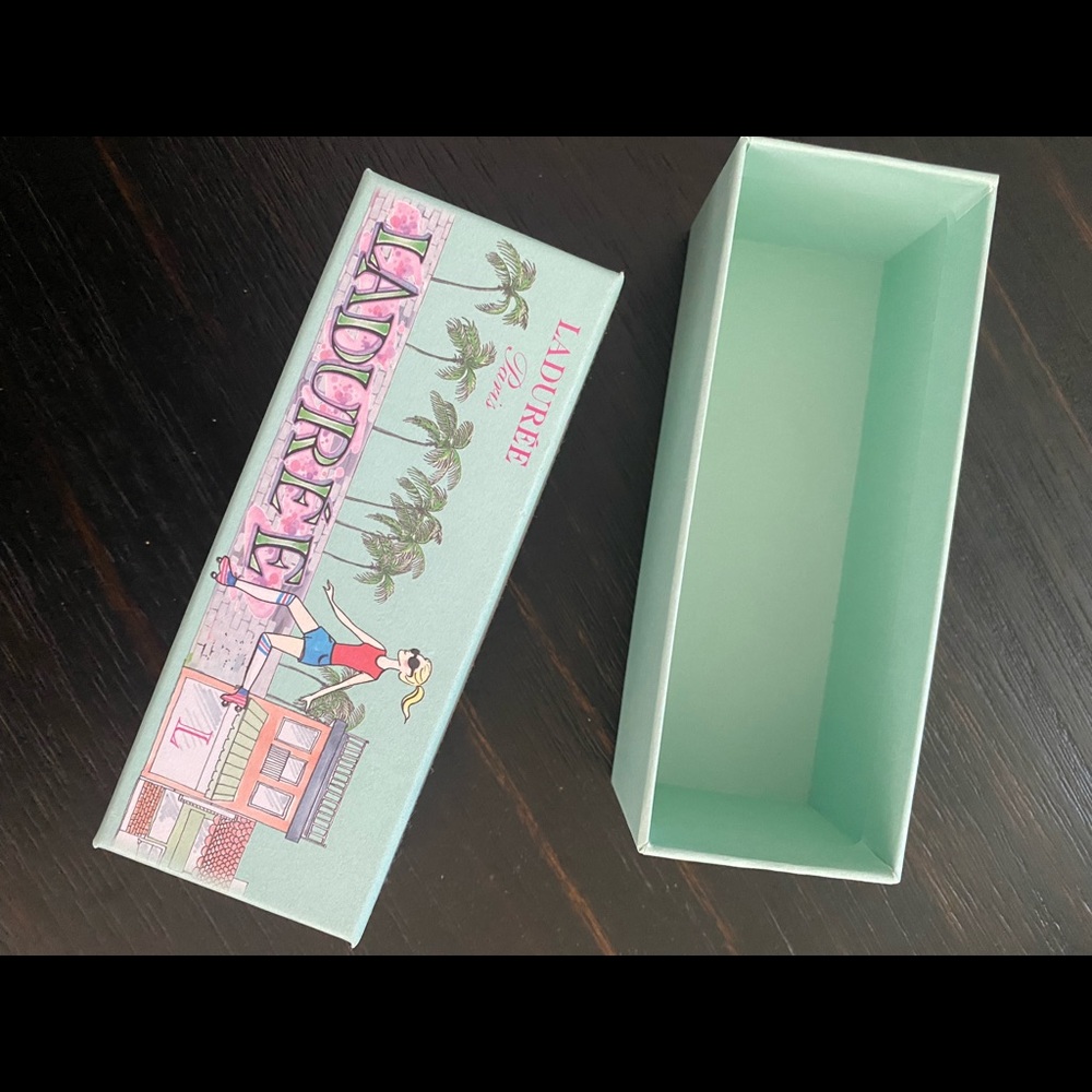 Los Angeles Laduree Box